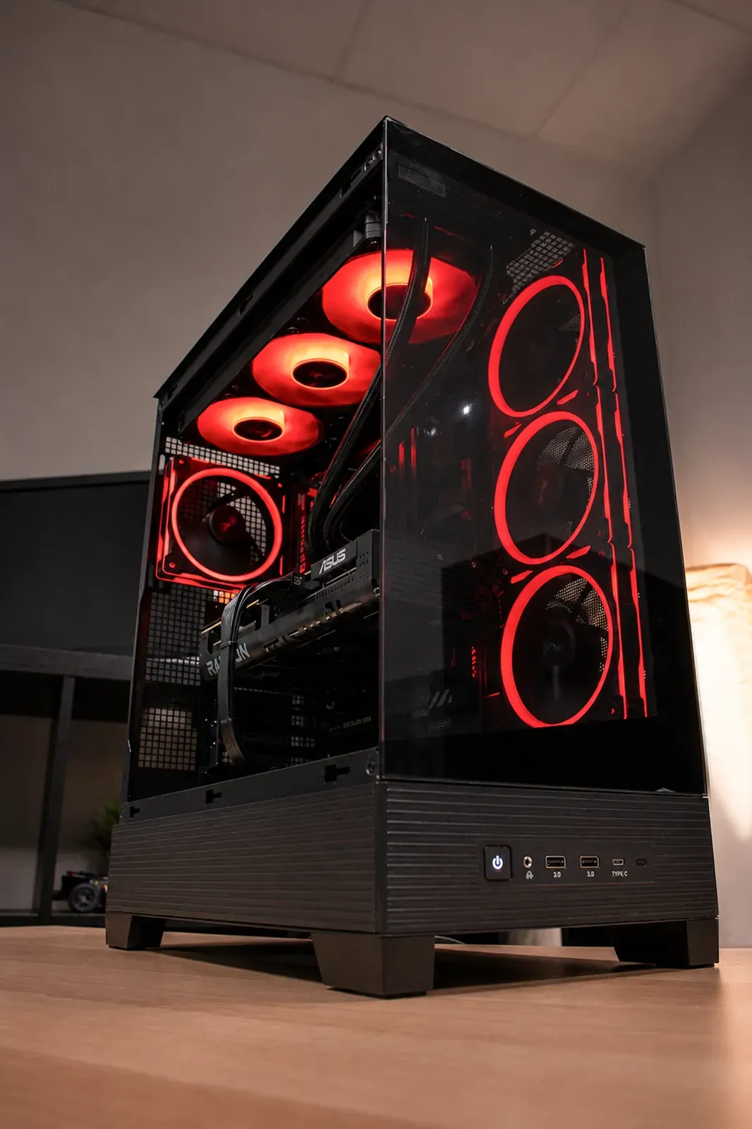 ASUS - AMD RX 9070 XT / R7 7800X3D - Thumbnail 2