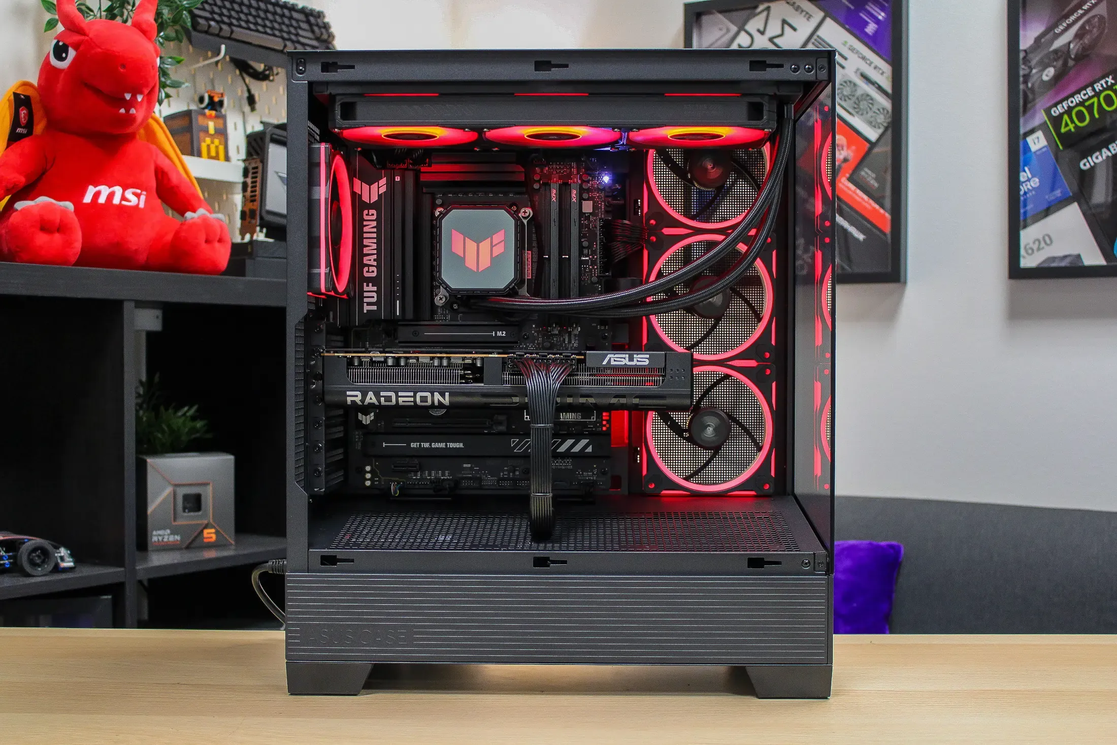 ASUS - AMD RX 9070 XT / R7 7800X3D - Thumbnail 3