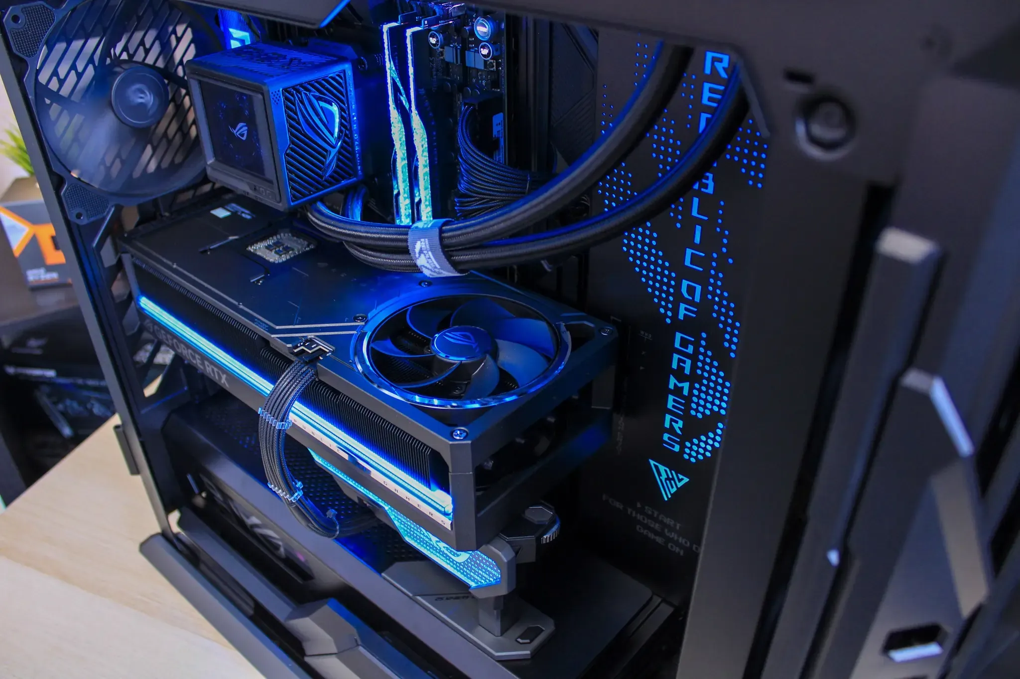 ASUS ROG - Thumbnail 8