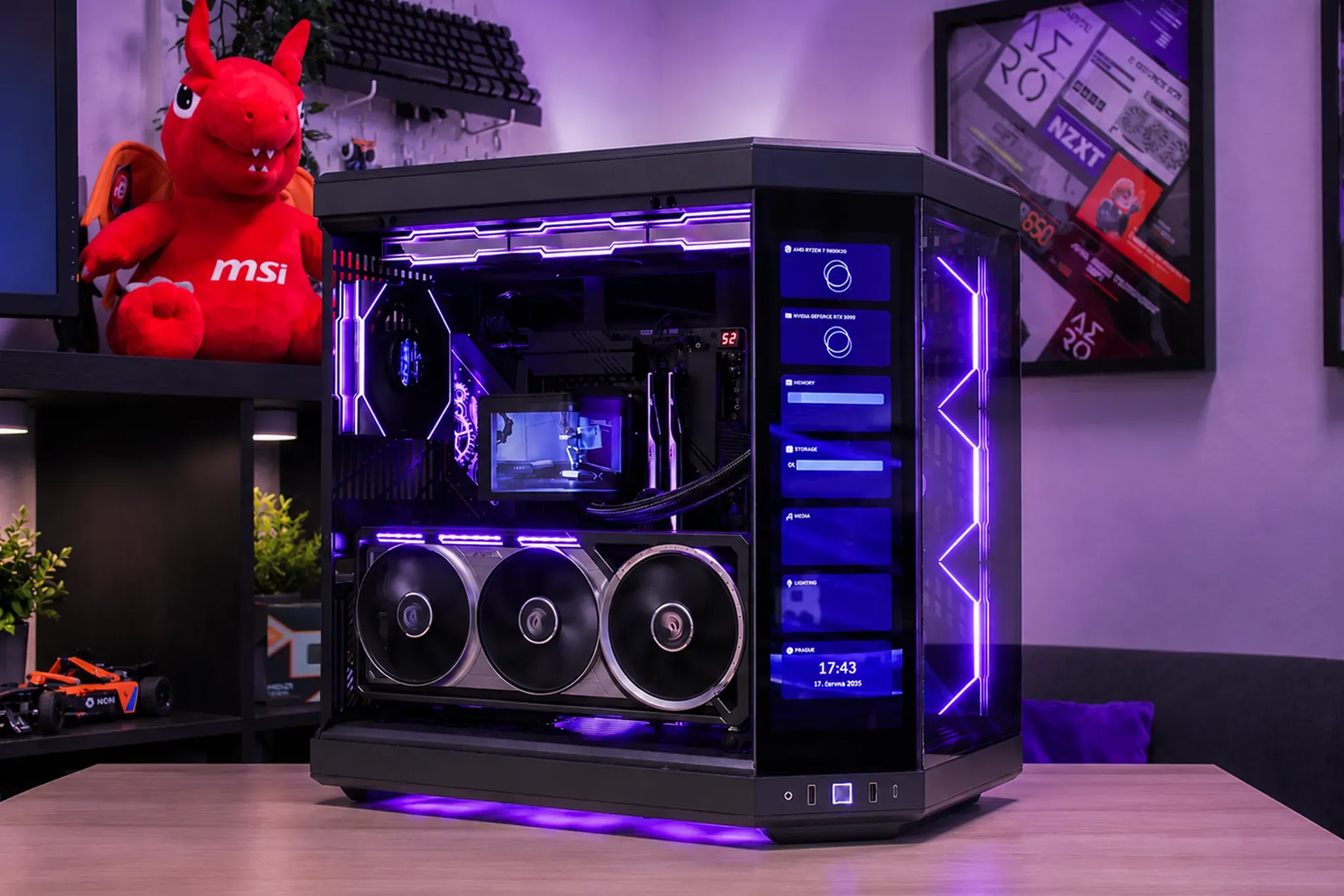 Hyte Ultra - RTX 5090 / R7 9800X3D, 32GB / 64GB - Image 1