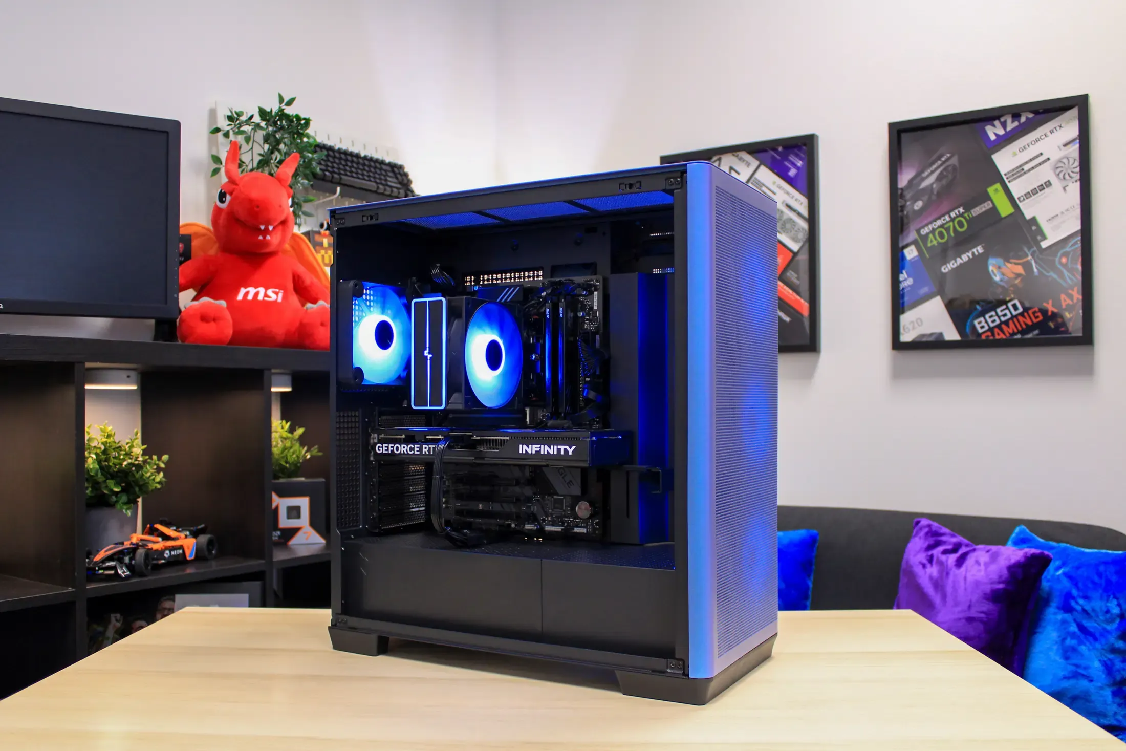 Chroma - RTX 5060 Ti / R5 7500F - Thumbnail 8