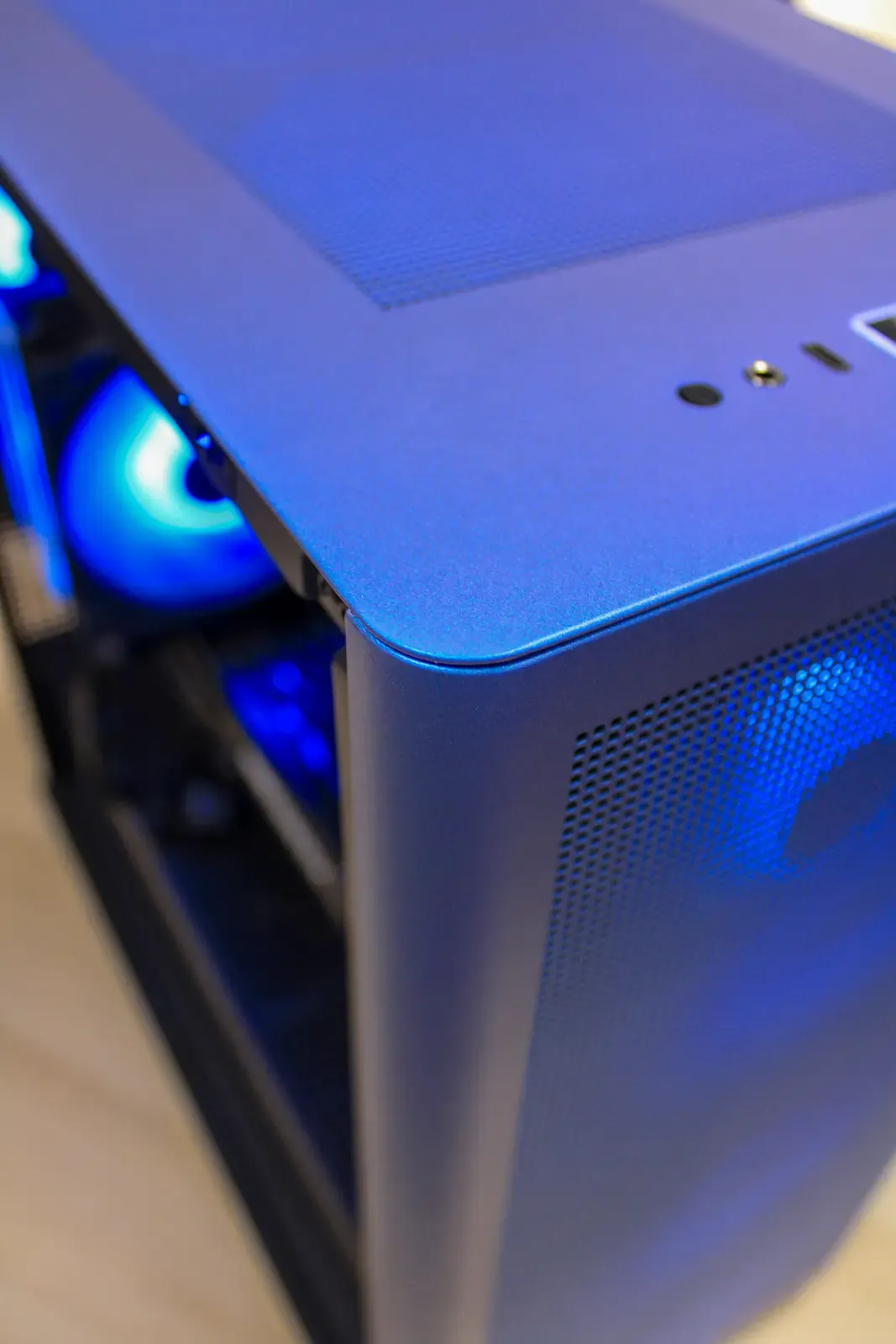 Chroma - RTX 5060 Ti / R5 7500F - Thumbnail 12