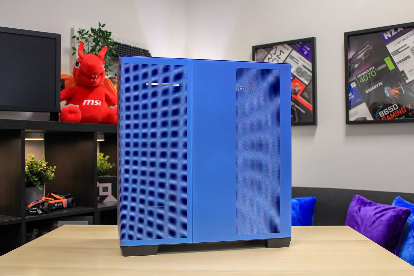 Chroma - RTX 5060 Ti / R5 7500F - Thumbnail 9