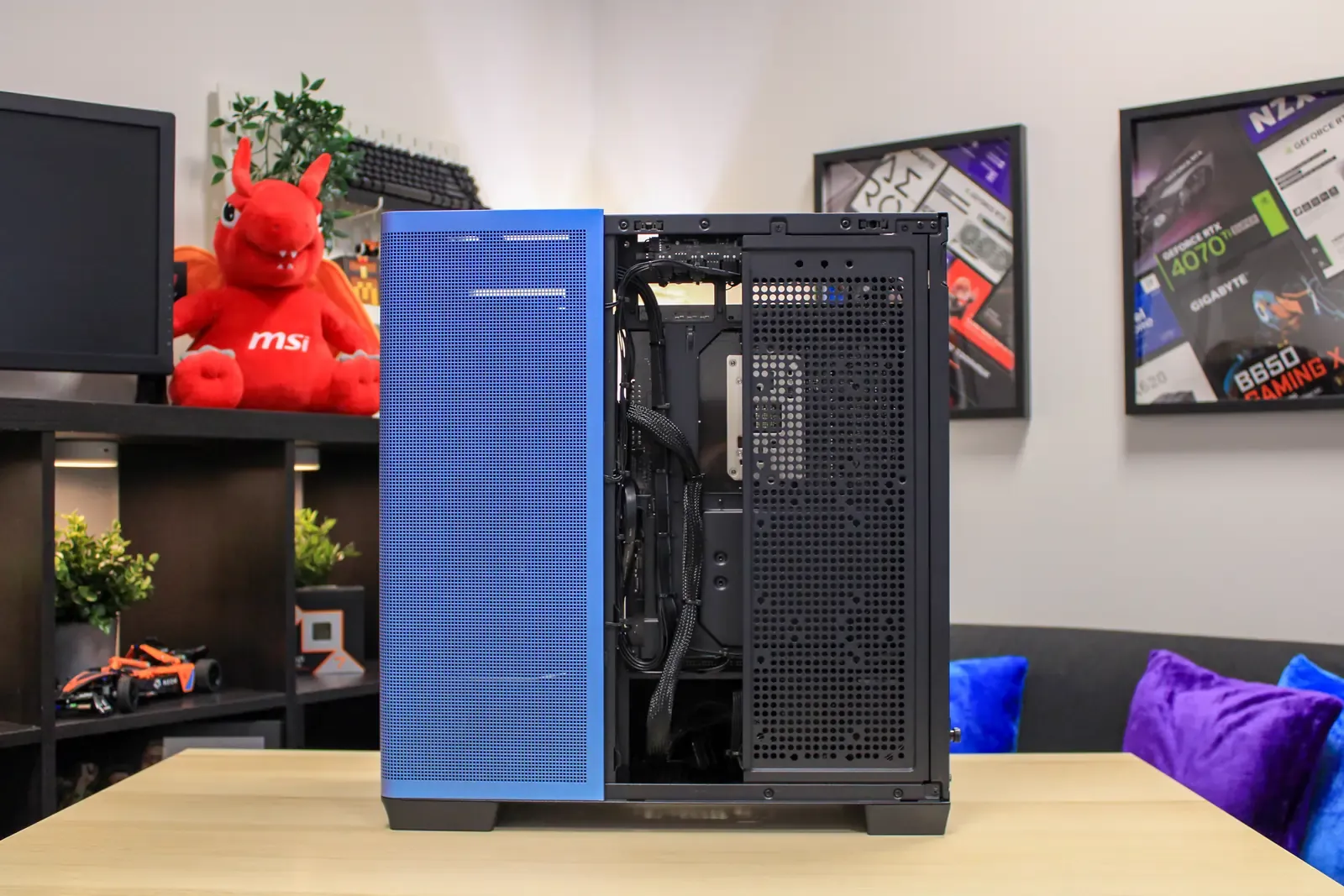 Chroma - RTX 5060 Ti / R5 7500F - Thumbnail 5
