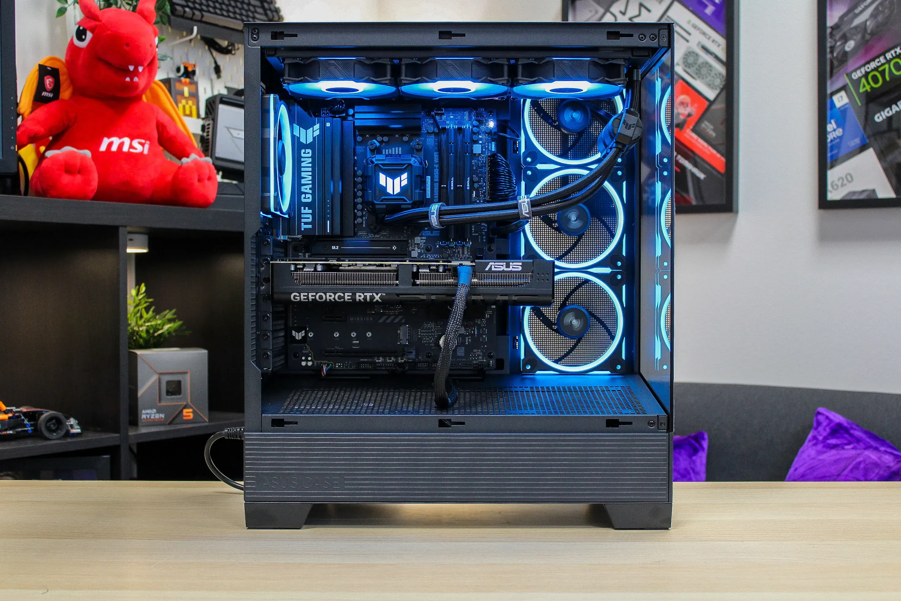 ASUS - NVIDIA RTX 5070 Ti / R7 7800X3D - Thumbnail 2