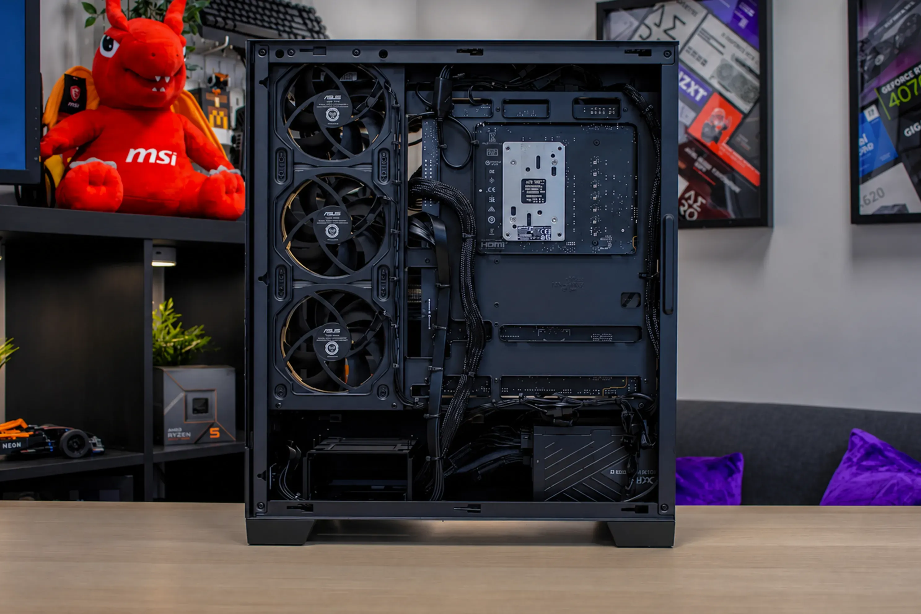 ASUS - NVIDIA RTX 5070 Ti / R7 7800X3D - Thumbnail 6