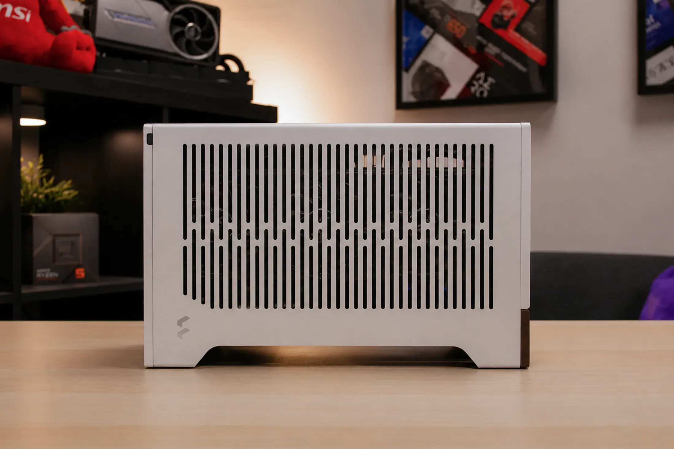 Terra - RTX 5070 / R5 7500F - Thumbnail 6