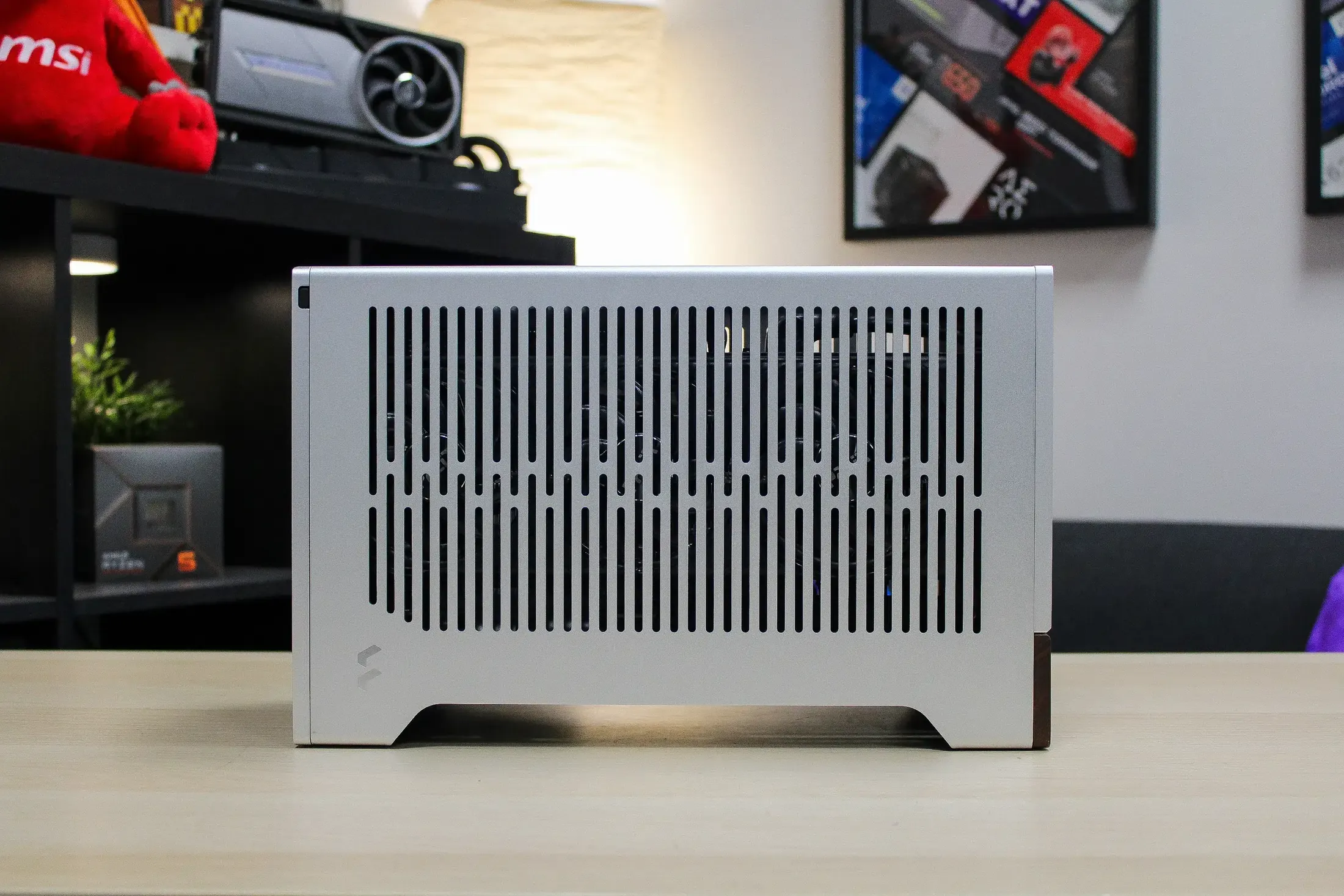 Terra - RTX 5070 / R5 7500F - Thumbnail 2