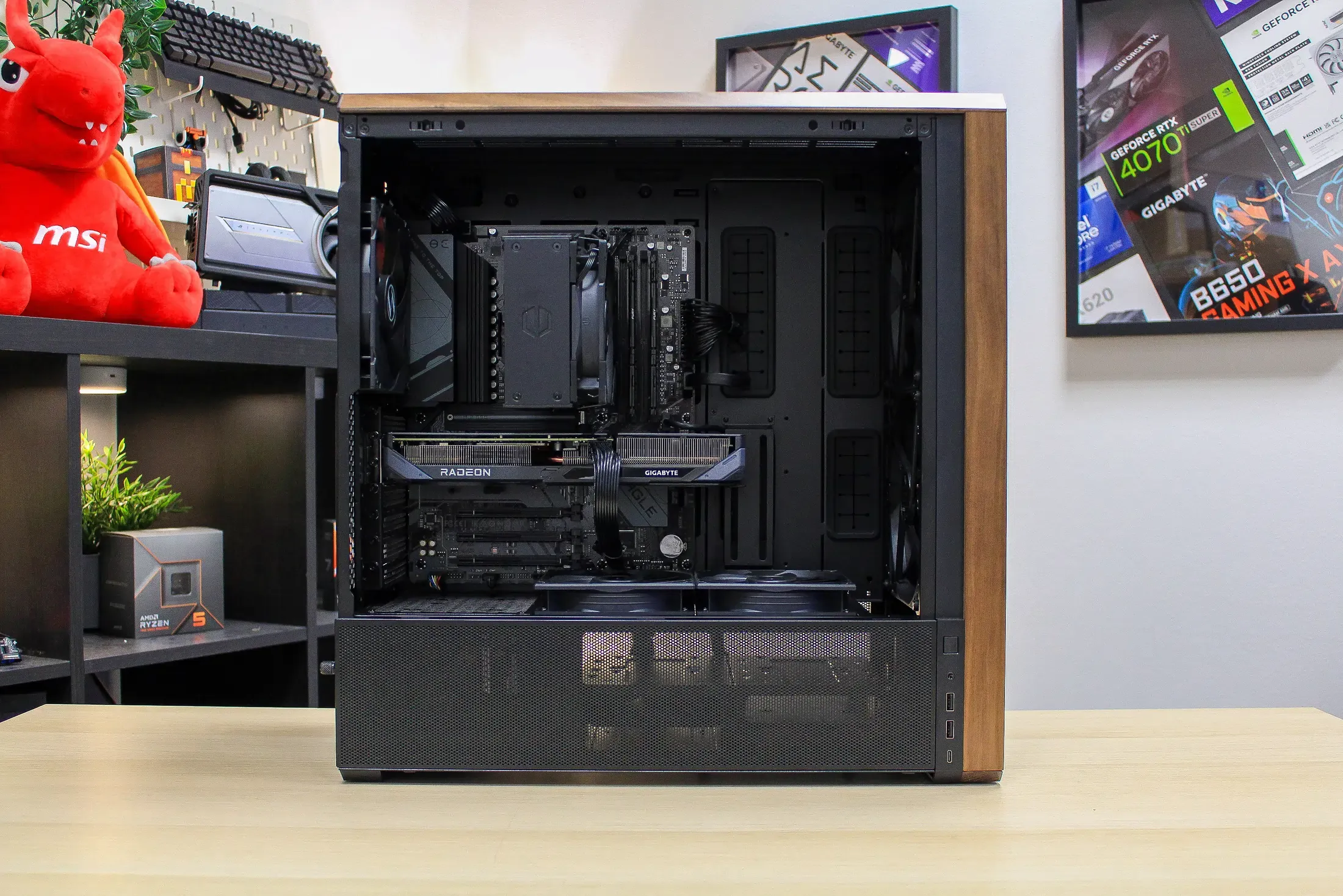 Purity - RX 9060 XT / R5 7500F - Thumbnail 2