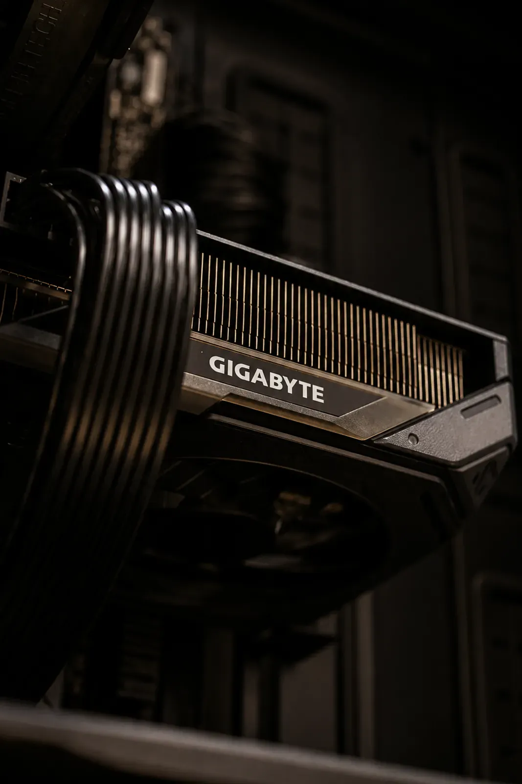 Purity - RX 9060 XT / R5 7500F - Thumbnail 7