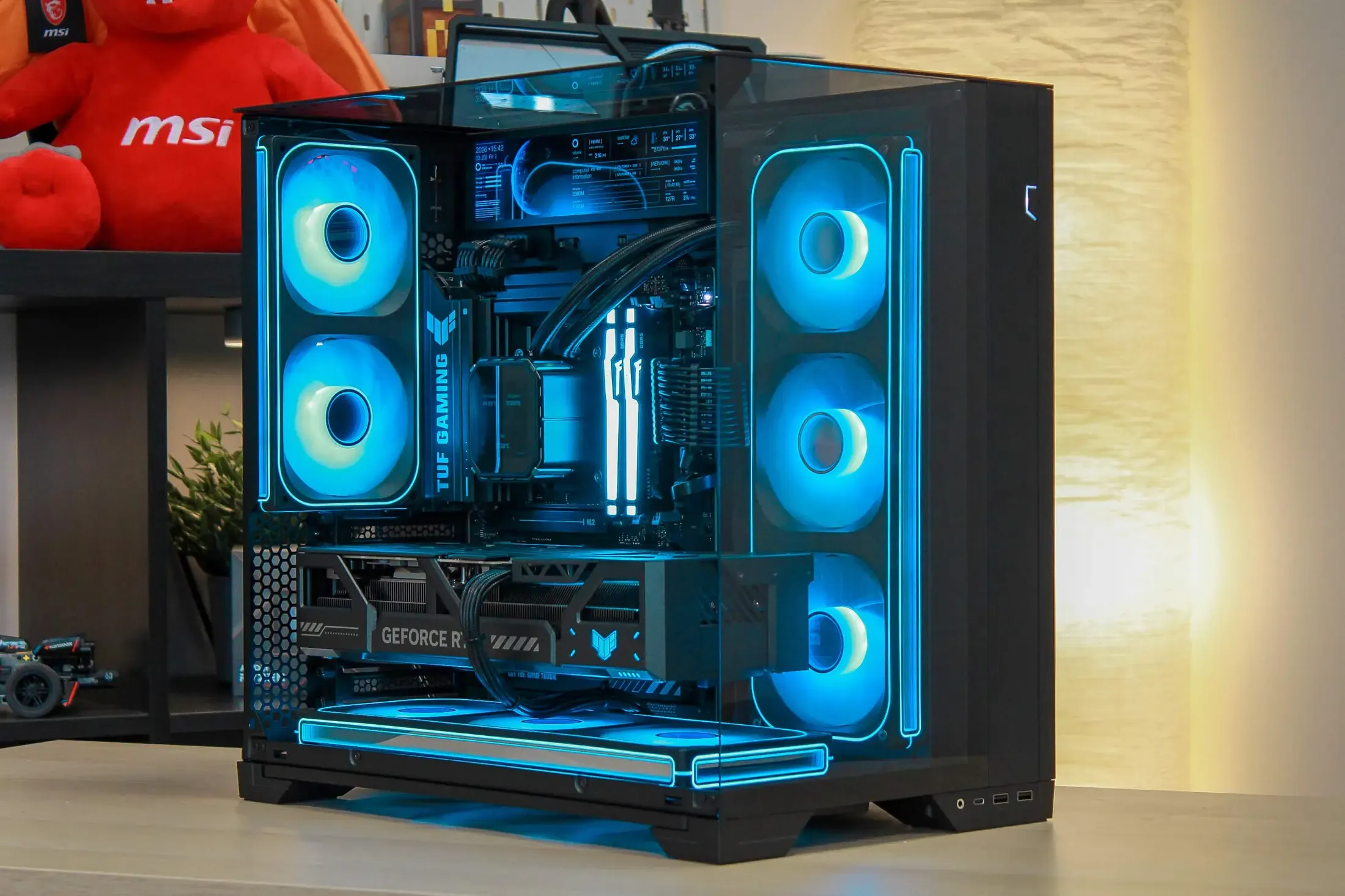 Limitless - RTX 5090 / R7 9850X3D - Thumbnail 6