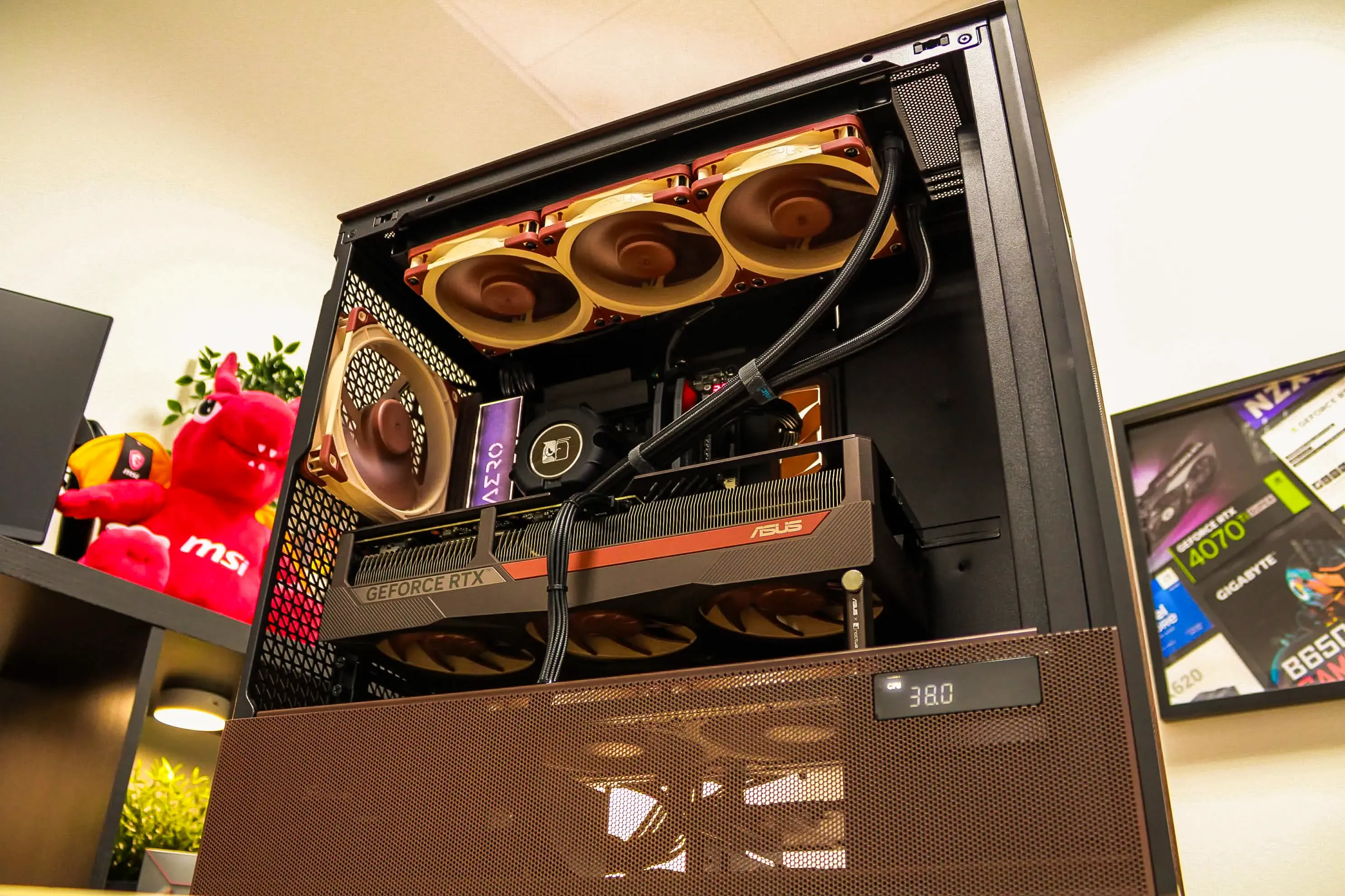 Noctua - RTX 5080 / R7 9800X3D, 32GB / 64GB - Thumbnail 3