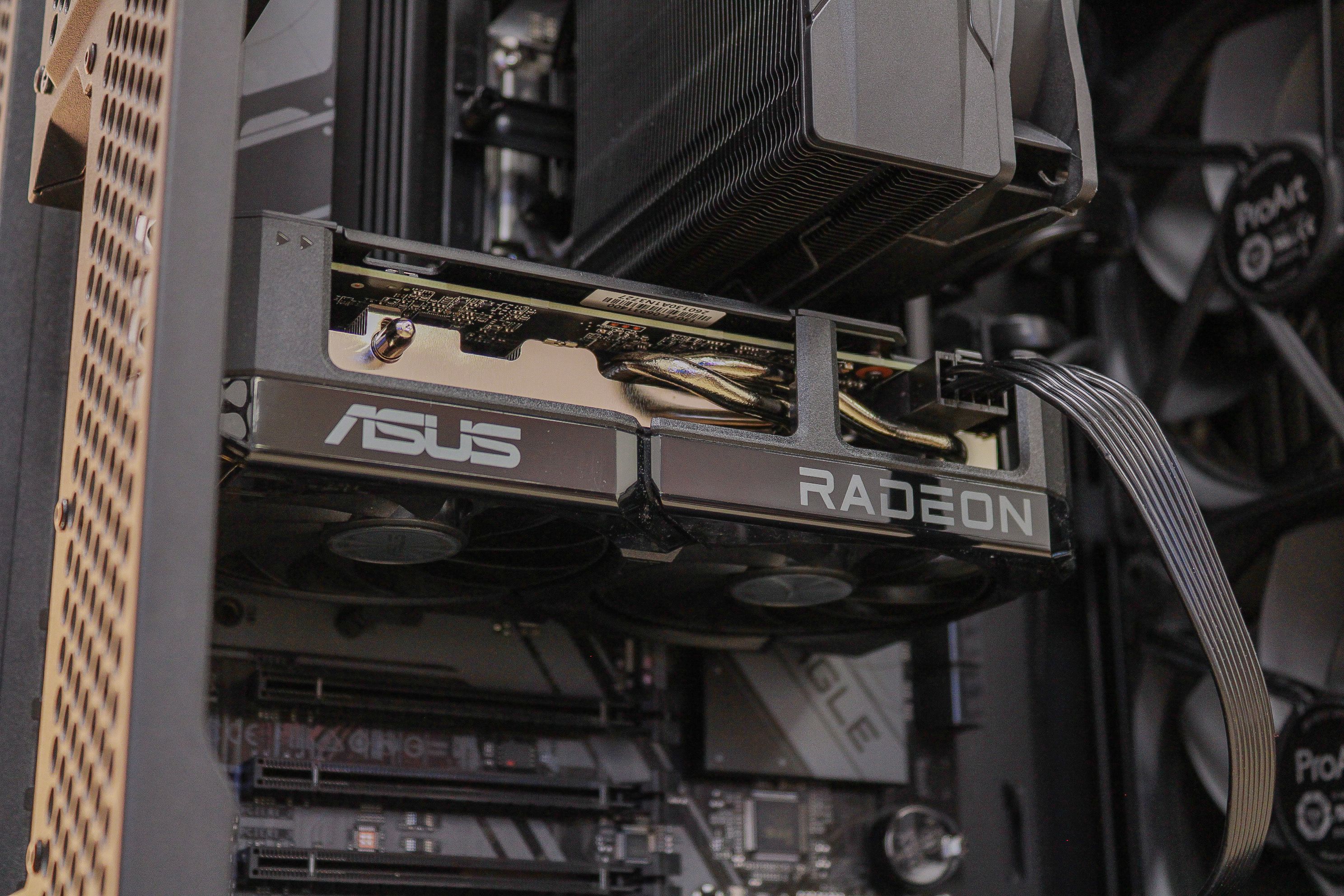 Clarity - RX 9060 XT / R5 7500F, 16GB / 32GB - Thumbnail 5